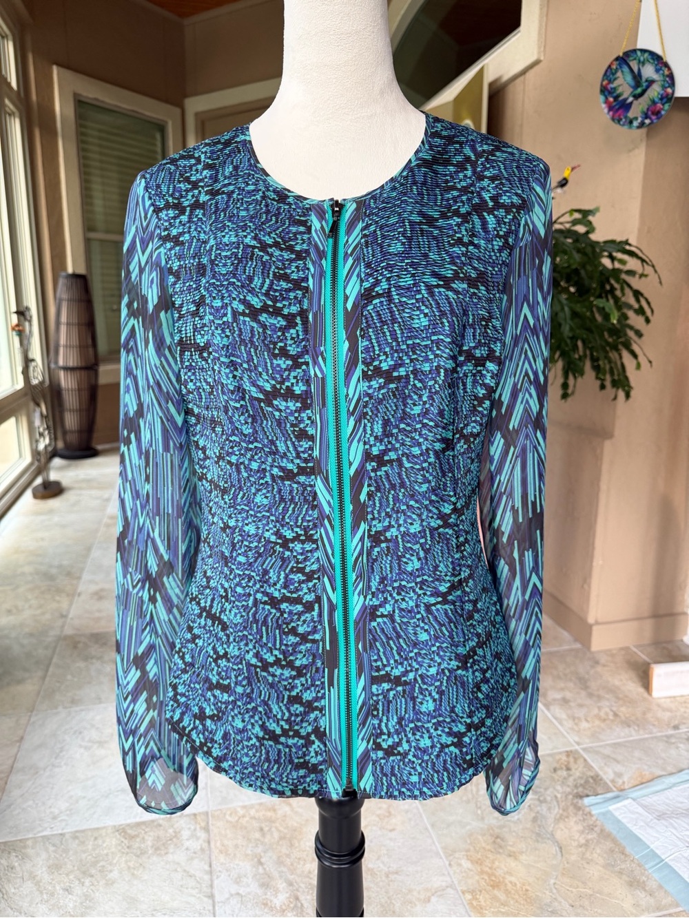 Cather Malandrino blouse, size 10.